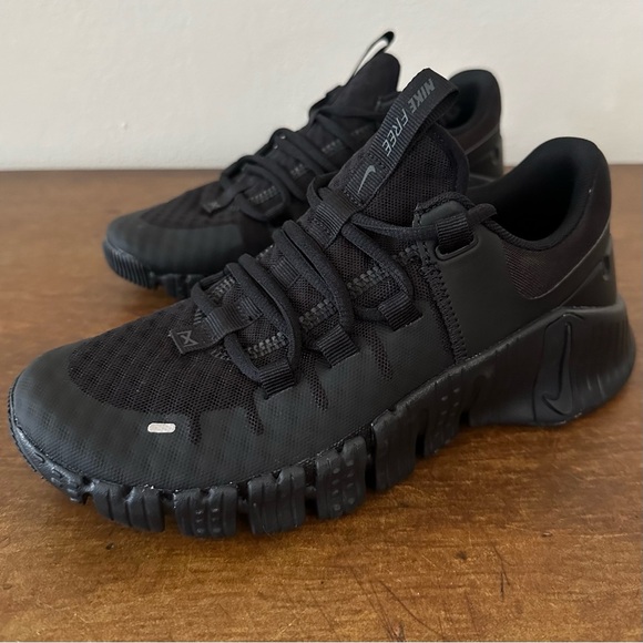 Nike Women's Free Metcon 5 Black Anthracite DV3950 004 Multi Size NEW - Picture 1 of 8